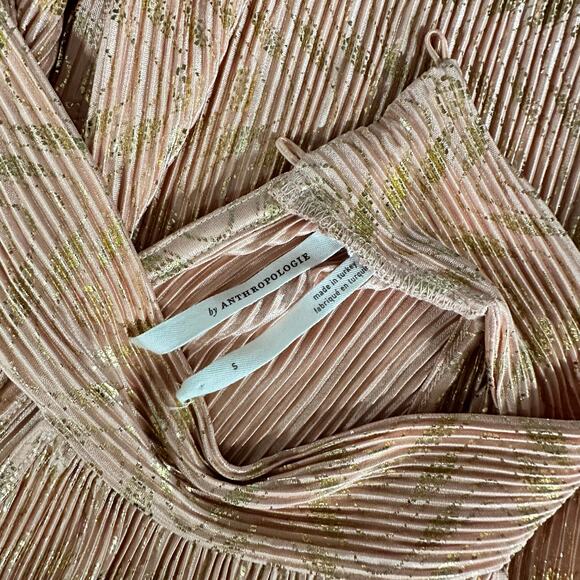 Anthropologie Pink and Gold Shimmery Metallic Halter Blouse- Women's Size Small - Picture 4 of 4